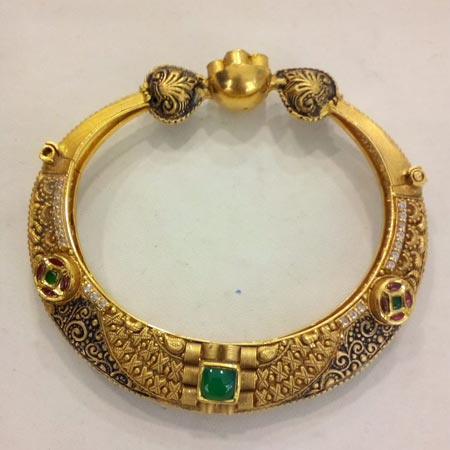 Gold ring design shop in vadodara | Gold necklace for wedding in vadodara | Gold bracelet in vadodara | Gold kangan shop in vadodara | Gold chain for man in vadodara | Gold earrings for women in vadodara | Gold pendant set in vadodara | Gold jewellery in near me | Gold jewellery in vadodara.